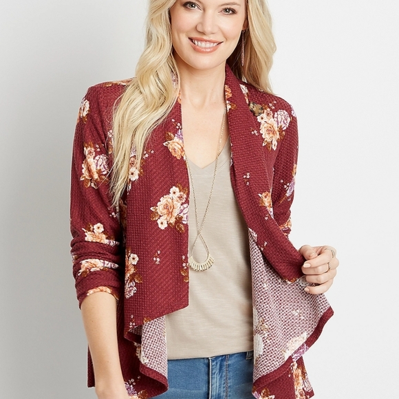 BNWT Red floral asymmetrical cardigan - Picture 3 of 5